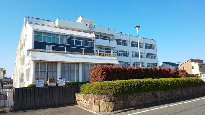 徳島県立徳島中央高等学校の写真